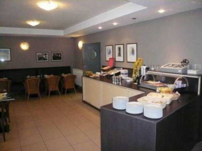 Hobbit Hotel Brussels Airport Zaventem Exterior foto